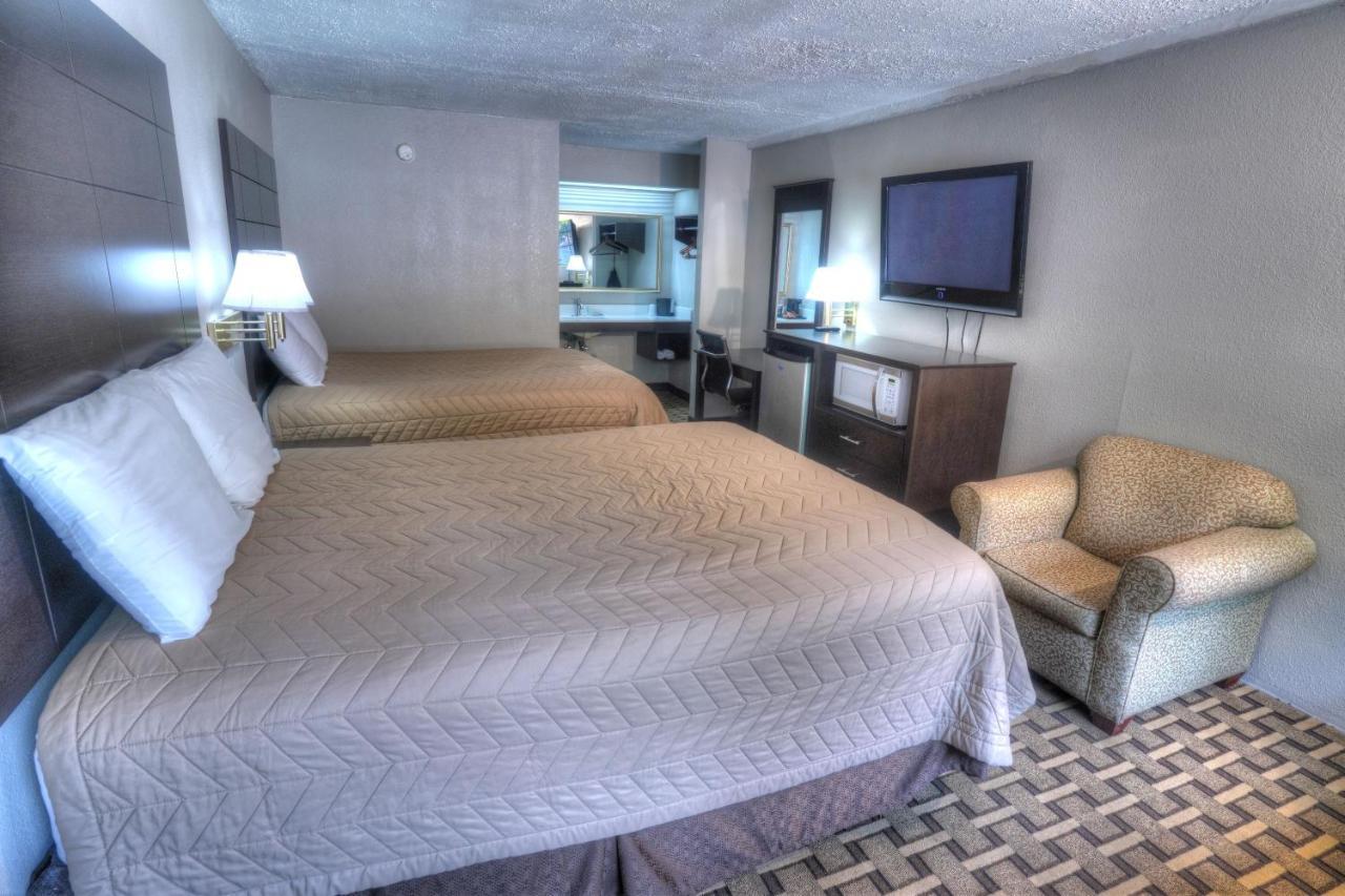 Amerivu Inn & Suites - Helen - Downtown Esterno foto