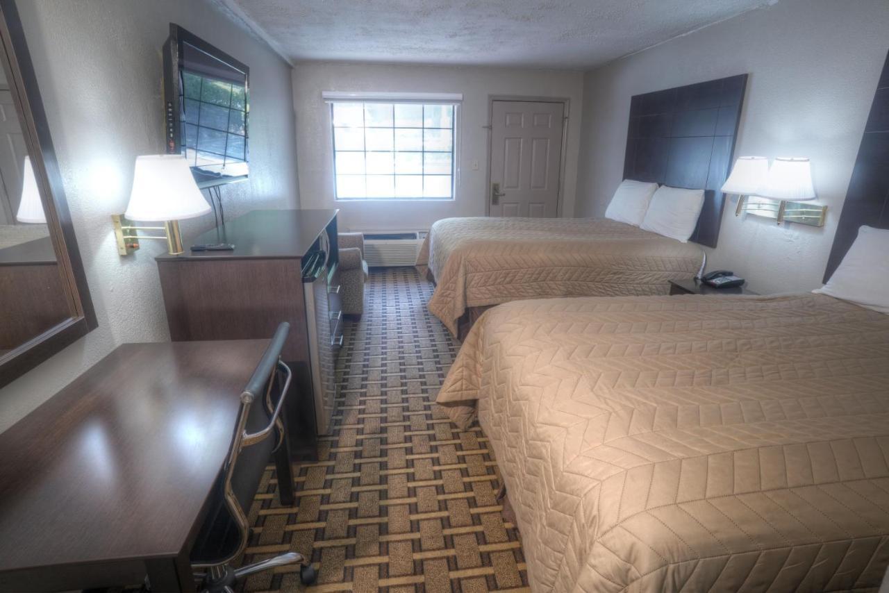 Amerivu Inn & Suites - Helen - Downtown Esterno foto