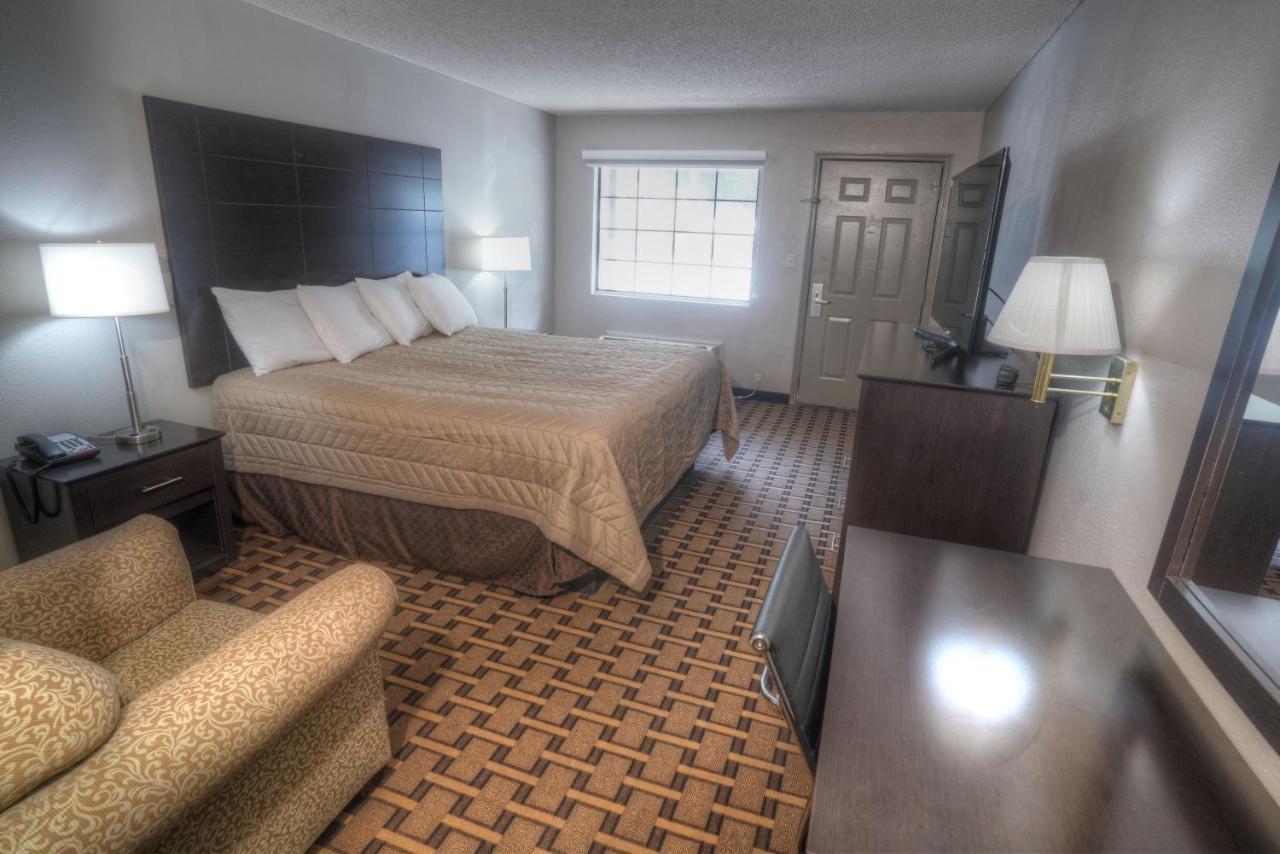 Amerivu Inn & Suites - Helen - Downtown Esterno foto