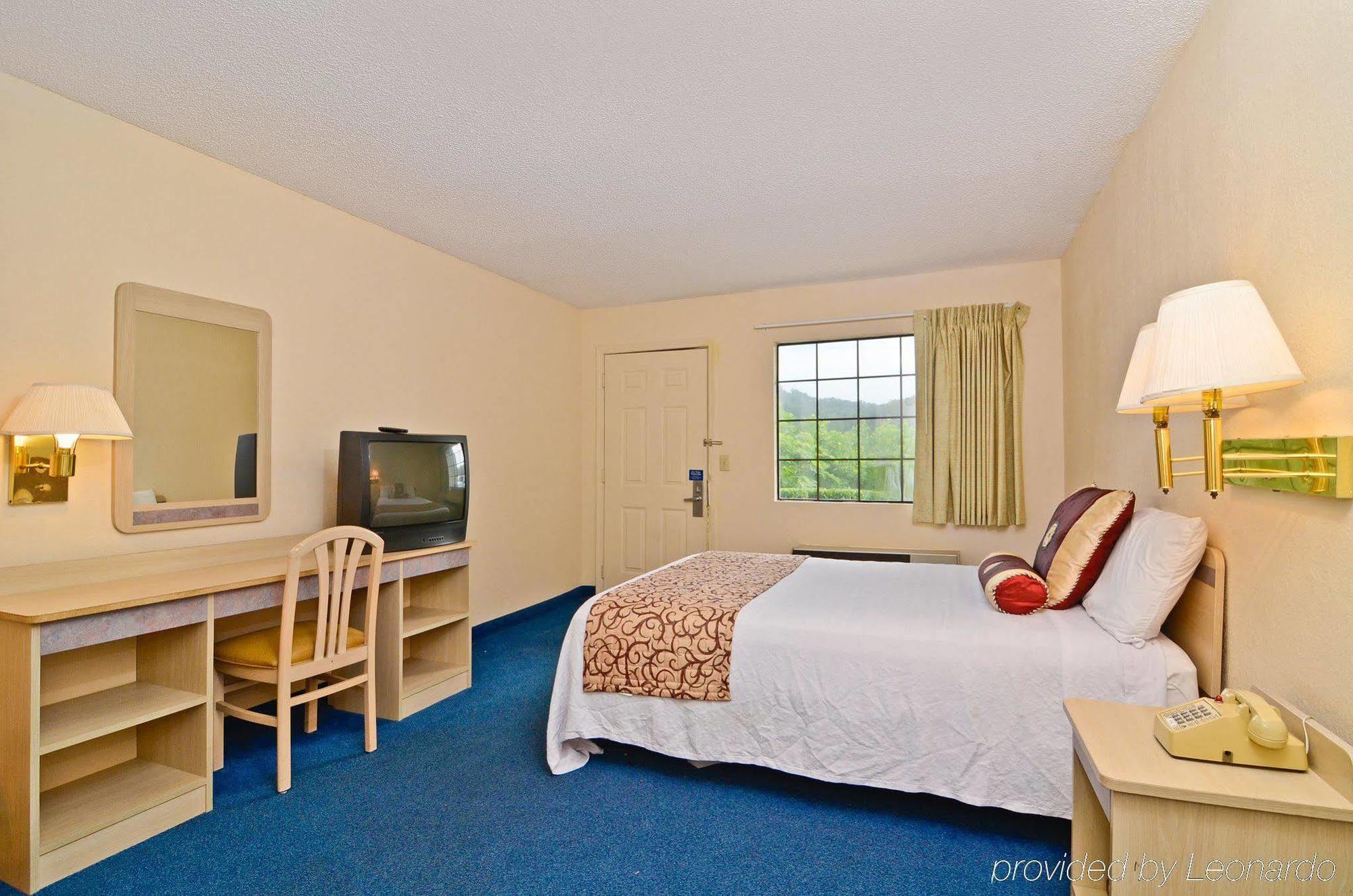 Amerivu Inn & Suites - Helen - Downtown Camera foto